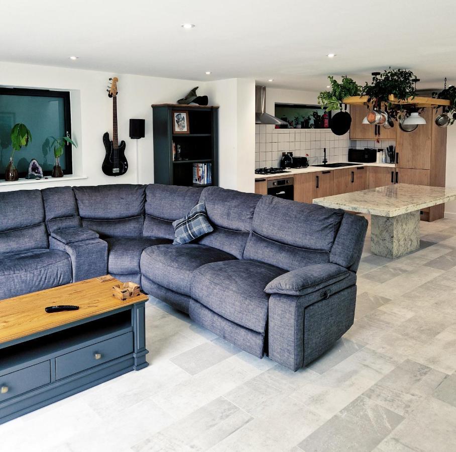 نيوكويي Town Location - 5 Min Walk To Beach - Dog Friendly المظهر الخارجي الصورة